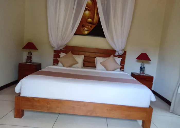Family 4 Bed Private Pool * Seminyak