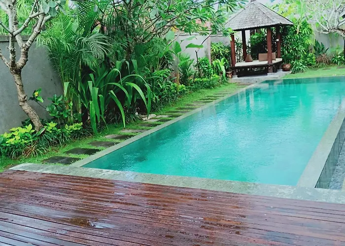 Family 4 Bed Private Pool アパート *