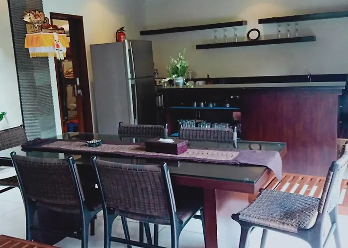 Family 4 Bed Private Pool アパート *